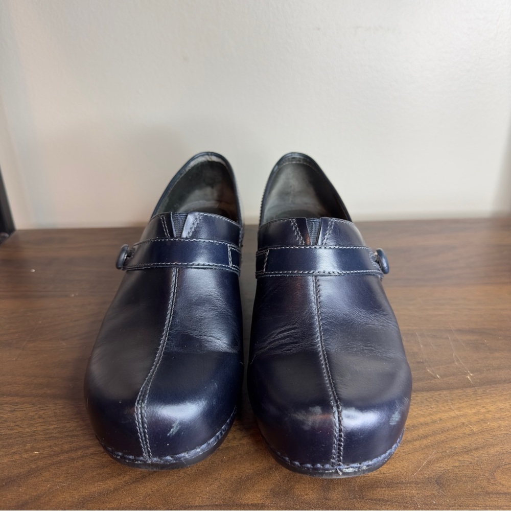 Dansko Black Leather Clogs - Picture 6 of 6